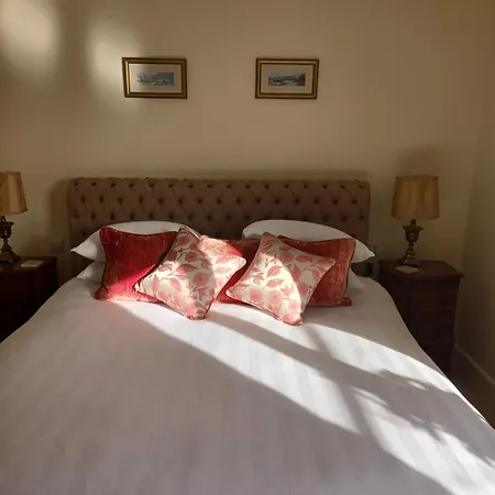 Rusling House Bed and breakfast Butcombe